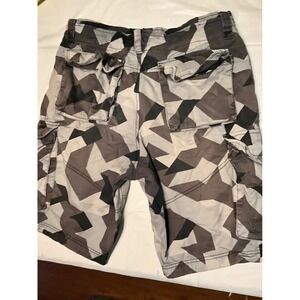 MATCHSTICK Mens Camouflage Cargo Shorts Size XL 34 Inseam Casual Style